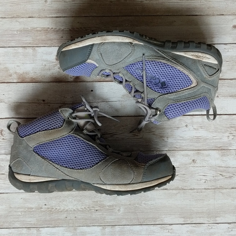 Youth Columbia Hiking boots big girls 6